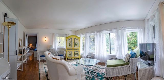 10494 Lake Shore Boulevard, Bratenahl, OH 44108