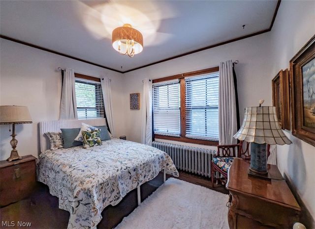 10494 Lake Shore Boulevard, Bratenahl, OH 44108