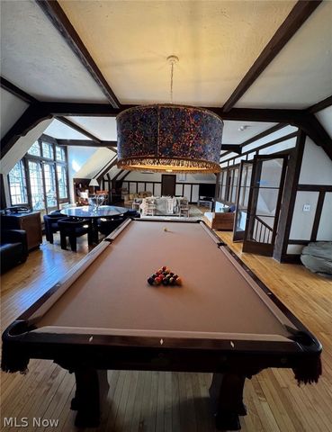 10494 Lake Shore Boulevard, Bratenahl, OH 44108