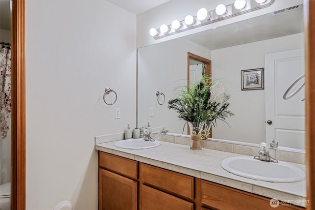 29524 63rd Court S, Auburn, WA 98001
