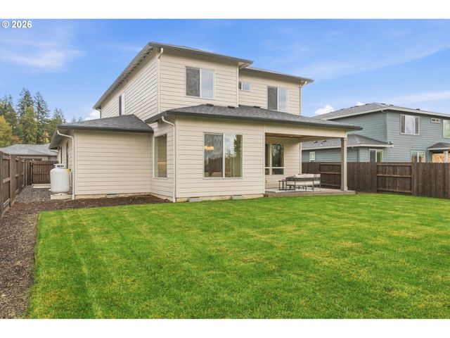 154 E AIREDALE Ave, La Center, WA 98629