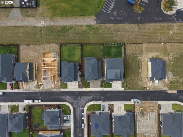 154 E AIREDALE Ave, La Center, WA 98629