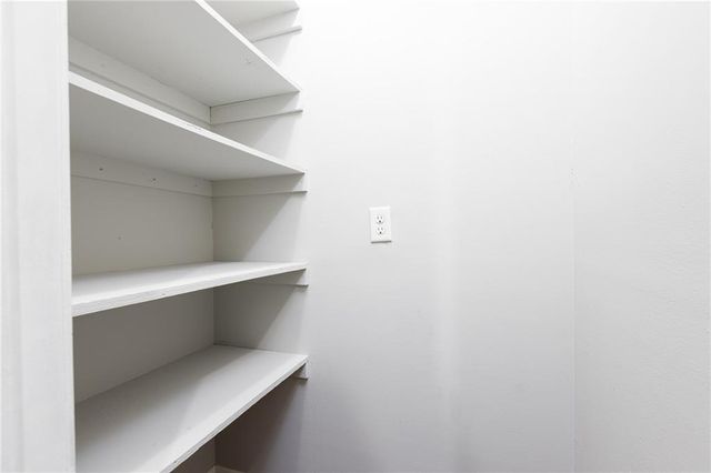 12696 W 108th Terrace, Overland Park, KS 66210