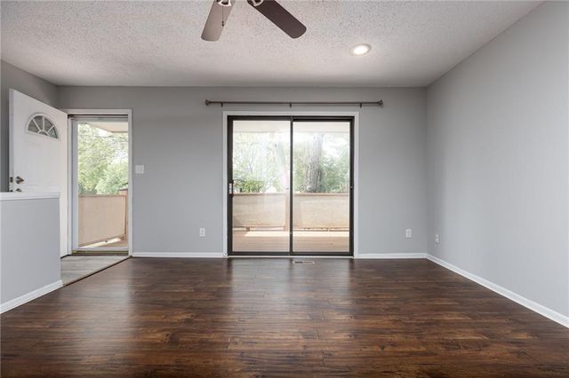 12696 W 108th Terrace, Overland Park, KS 66210