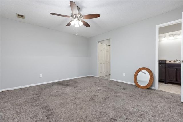 12696 W 108th Terrace, Overland Park, KS 66210