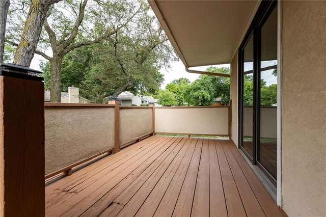 12696 W 108th Terrace, Overland Park, KS 66210