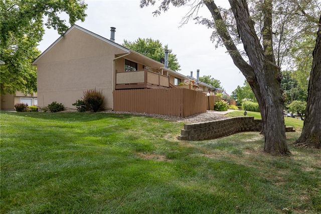 12696 W 108th Terrace, Overland Park, KS 66210
