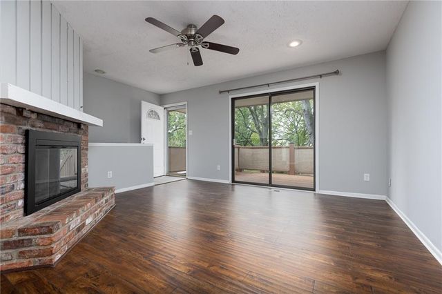 12696 W 108th Terrace, Overland Park, KS 66210