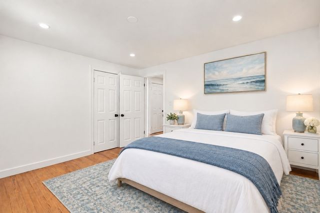 10 Garfield Avenue, Woburn, MA 01801