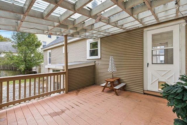 10 Garfield Avenue, Woburn, MA 01801