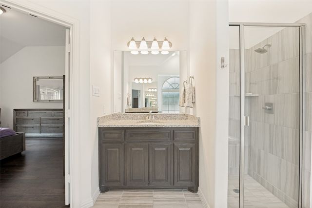 824 State Street, Desoto, TX 75115