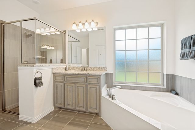 824 State Street, Desoto, TX 75115
