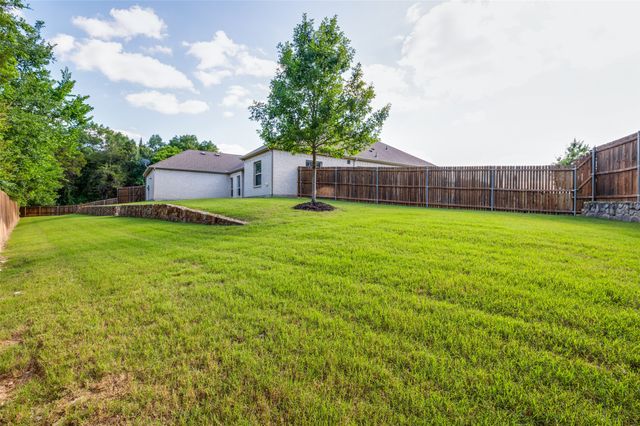 824 State Street, Desoto, TX 75115