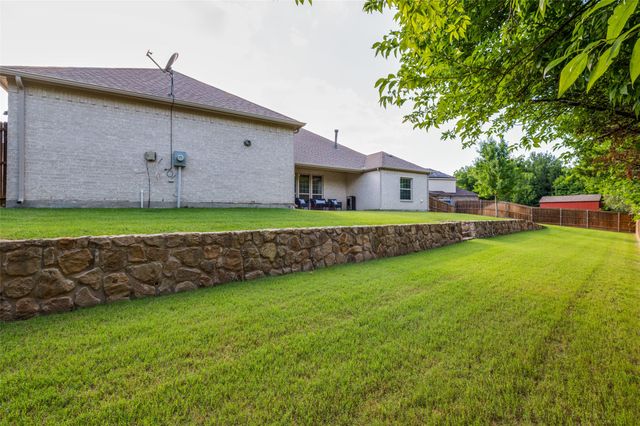 824 State Street, Desoto, TX 75115
