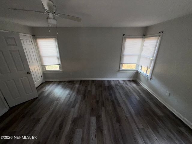 8654 2ND Avenue, Jacksonville, FL 32208