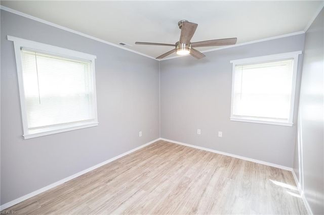1003 Grimes RD, Hampton, VA 23663