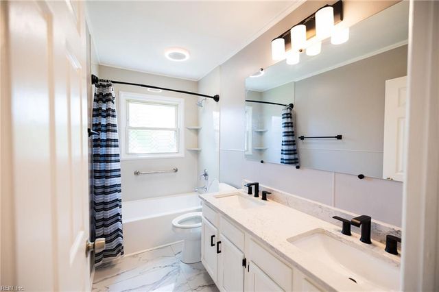 1003 Grimes RD, Hampton, VA 23663