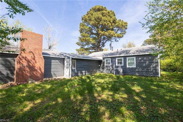 1003 Grimes RD, Hampton, VA 23663