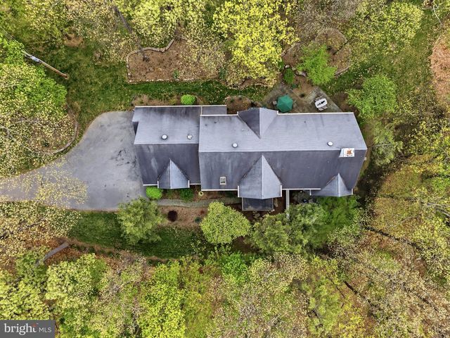 6688 HAASADAHL RD, Allentown, PA 18106