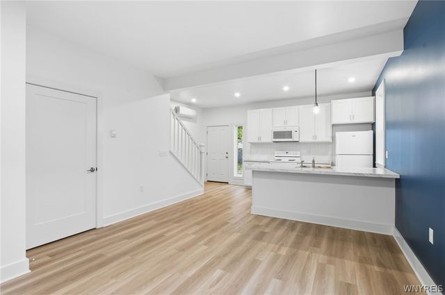 362 East Street, Buffalo, NY 14207