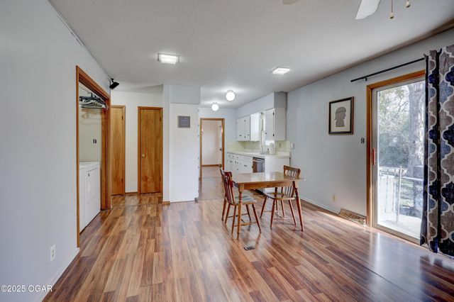 1910 Wynwood Drive, Carthage, MO 64836