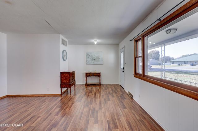 1910 Wynwood Drive, Carthage, MO 64836