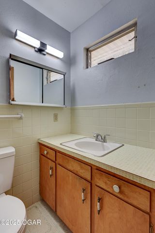 1910 Wynwood Drive, Carthage, MO 64836