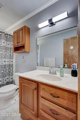 1910 Wynwood Drive, Carthage, MO 64836