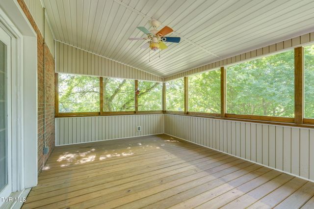 209 Coralwood Drive, Kingsport, TN 37663
