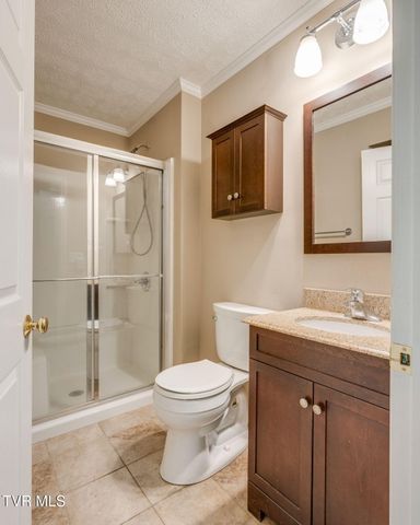 209 Coralwood Drive, Kingsport, TN 37663