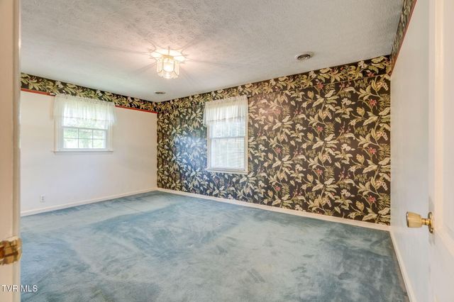 209 Coralwood Drive, Kingsport, TN 37663