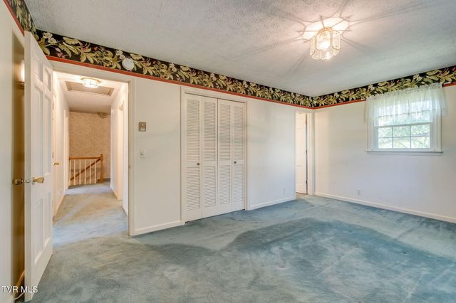 209 Coralwood Drive, Kingsport, TN 37663