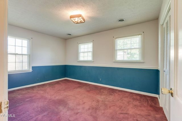 209 Coralwood Drive, Kingsport, TN 37663