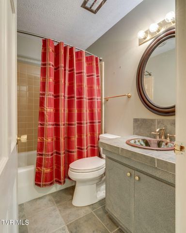 209 Coralwood Drive, Kingsport, TN 37663
