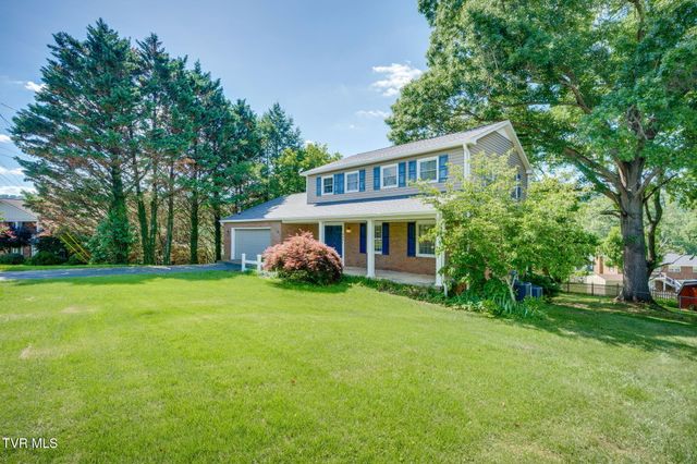 209 Coralwood Drive, Kingsport, TN 37663