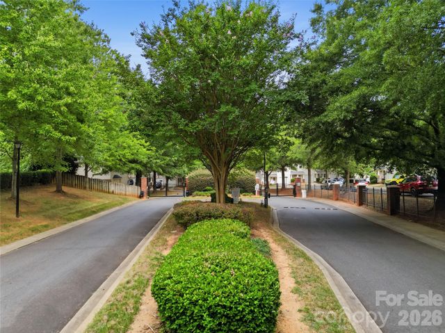 5836 Pisgah Way, Charlotte, NC 28217