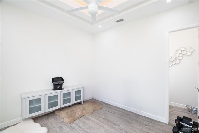 2521 S J Street, Mcallen, TX 78503