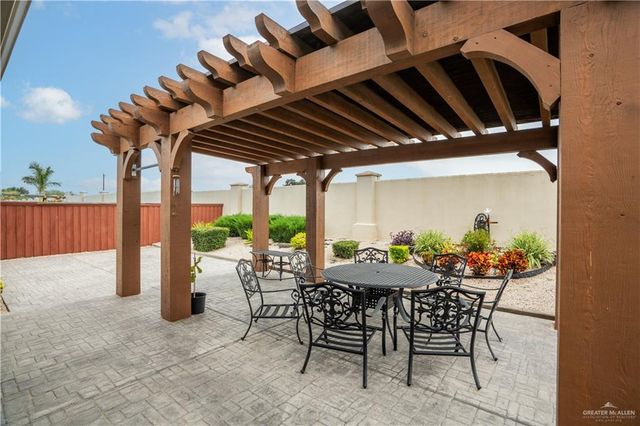 2521 S J Street, Mcallen, TX 78503