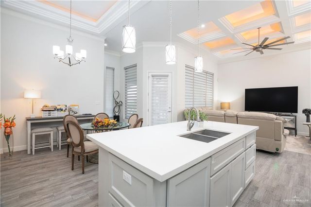 2521 S J Street, Mcallen, TX 78503