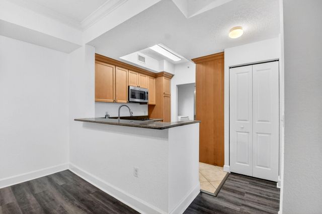 1660 Renaissance Commons Boulevard 2626, Boynton Beach, FL 33426