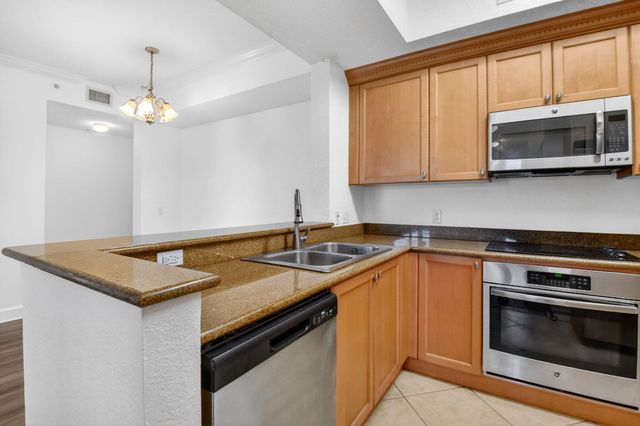 1660 Renaissance Commons Boulevard 2626, Boynton Beach, FL 33426