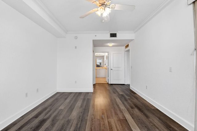 1660 Renaissance Commons Boulevard 2626, Boynton Beach, FL 33426
