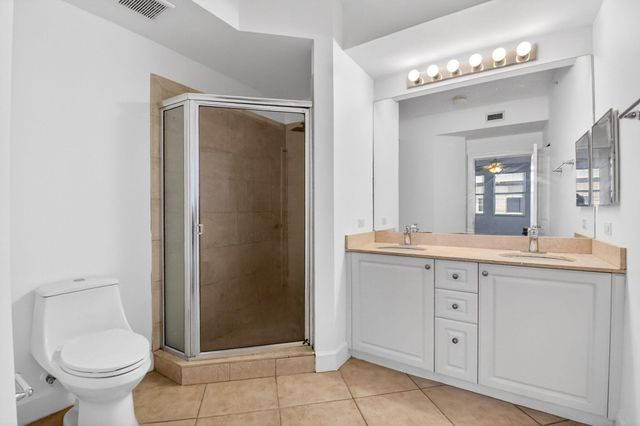 1660 Renaissance Commons Boulevard 2626, Boynton Beach, FL 33426