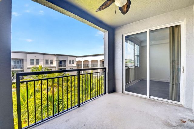 1660 Renaissance Commons Boulevard 2626, Boynton Beach, FL 33426