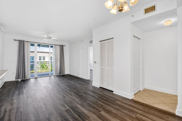 1660 Renaissance Commons Boulevard 2626, Boynton Beach, FL 33426