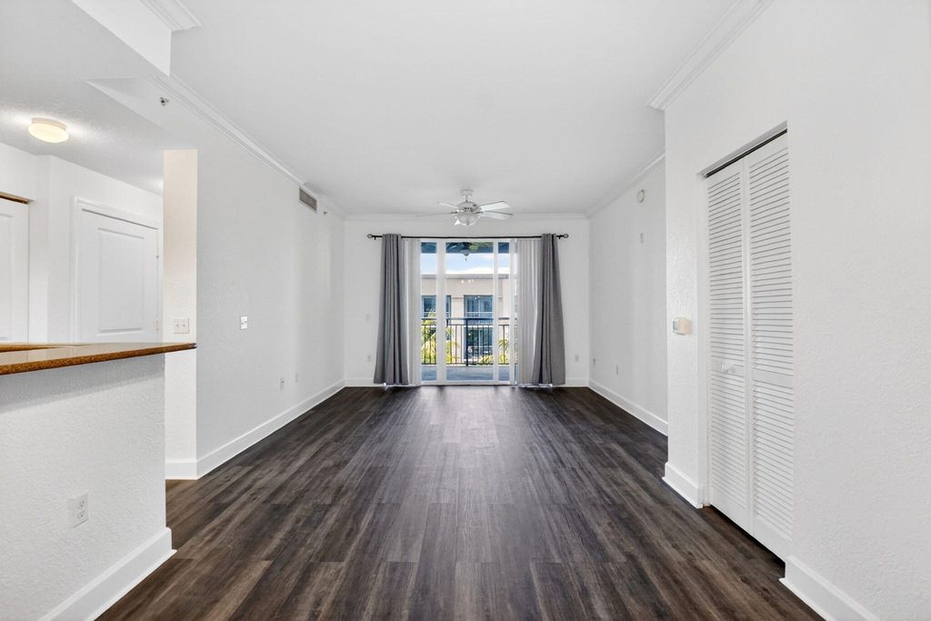 1660 Renaissance Commons Boulevard 2626, Boynton Beach, FL 33426