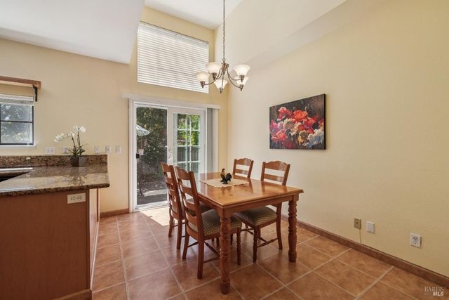 18509 Wellesley Ct, Sonoma, CA 95476
