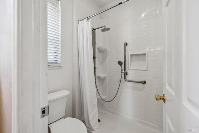 18509 Wellesley Ct, Sonoma, CA 95476