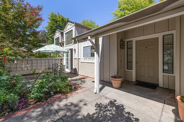 18509 Wellesley Ct, Sonoma, CA 95476
