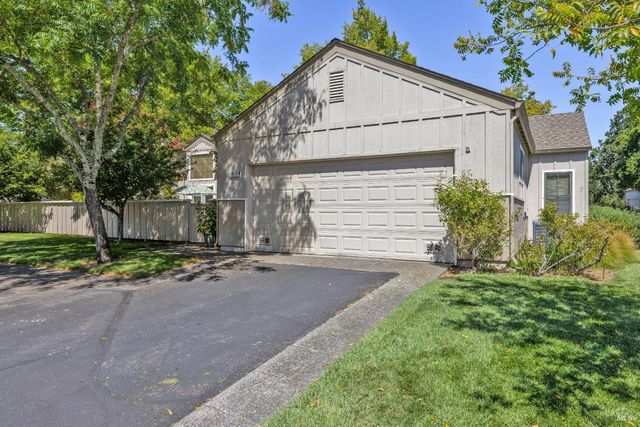 18509 Wellesley Ct, Sonoma, CA 95476